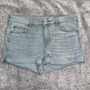 AEO High-Rise Shortie